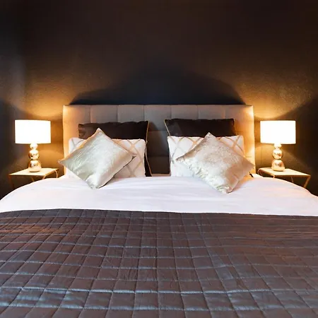 The Blue Ice - Grindelhomes דירה