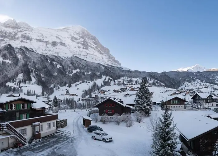 The Blue Ice - Grindelhomes