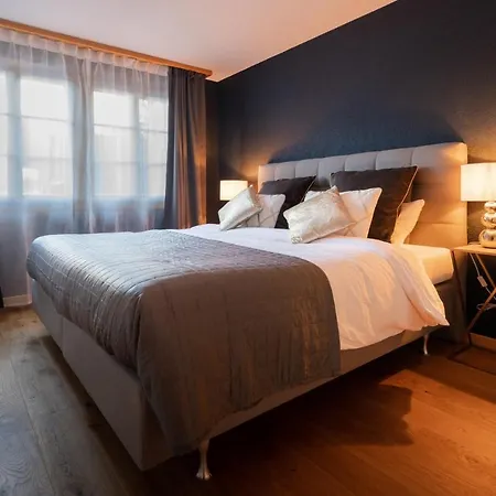 The Blue Ice - Grindelhomes Apartment