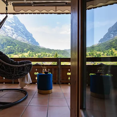 The Blue Ice - Grindelhomes 格林德瓦