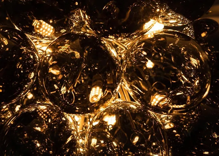 The Blue Ice - Grindelhomes *